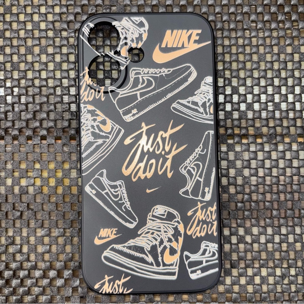 iPhone 16 Black and cream Phone Case